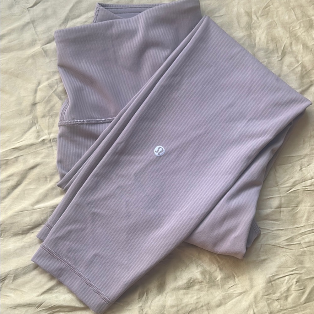 Lululemon Tauptastic Ribbed Leggings size 6